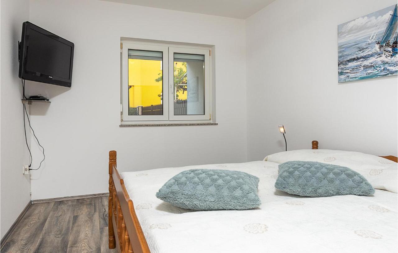 Apartma Cozy In With Kitchen *