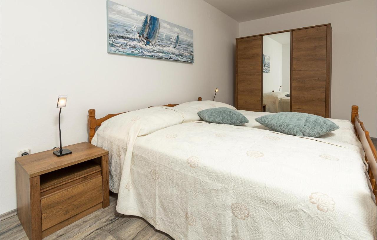 Apartma Cozy In With Kitchen *